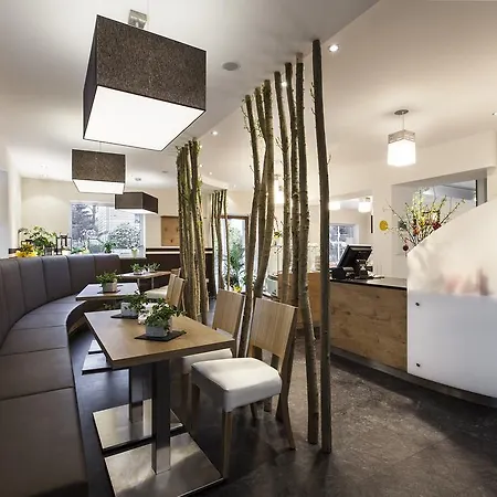 Konditorei Cafe Dora 3*