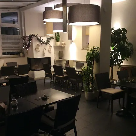 Konditorei Cafe Dora Gæstehus Münchberg