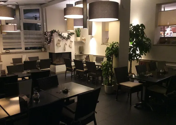 Konditorei Cafe Dora Gæstehus Münchberg